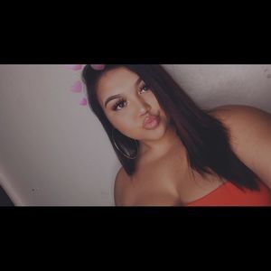 Meet your Posher, Jonalin